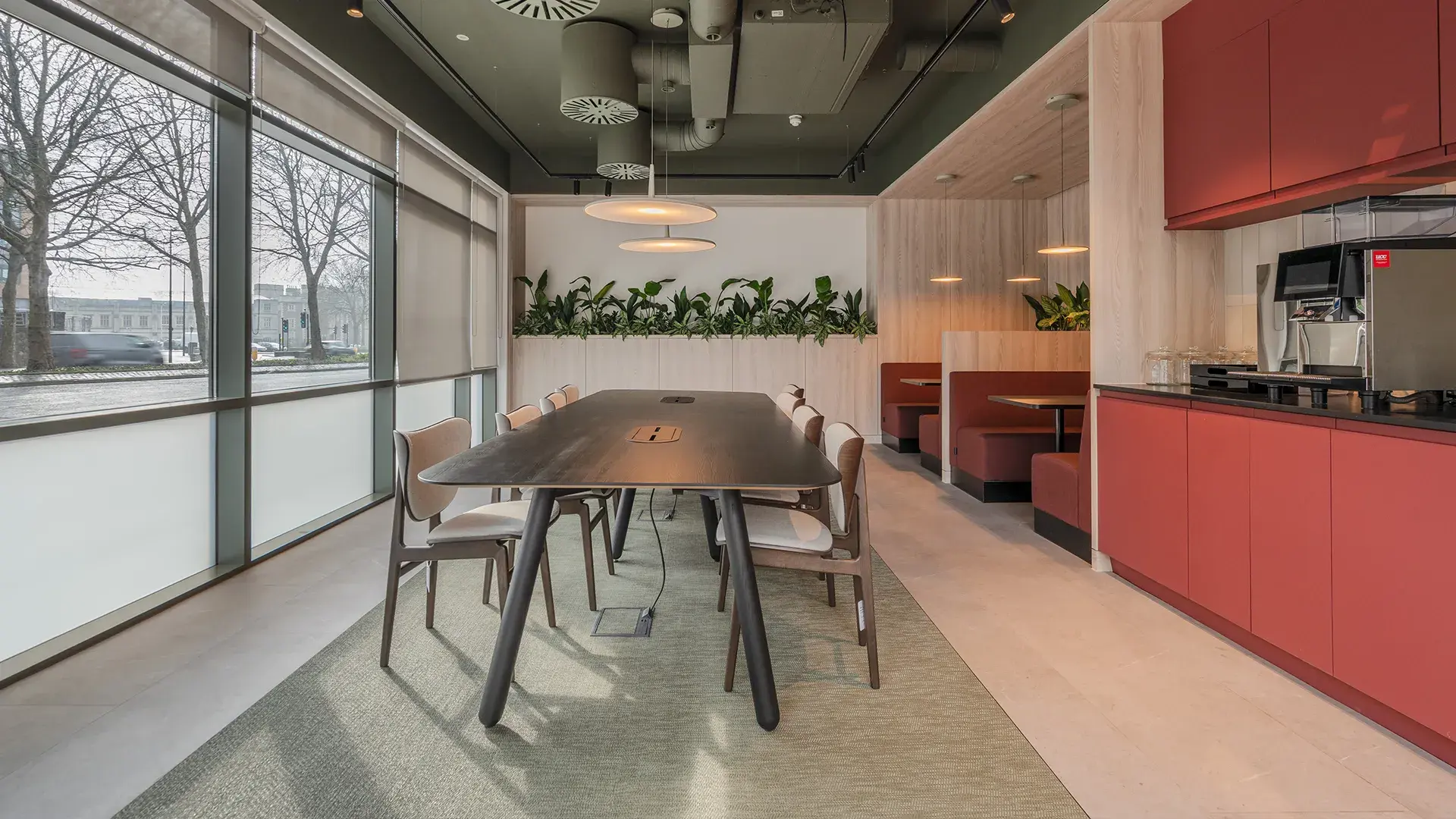 Communal Business Lounge at Temple Circus, Bristol