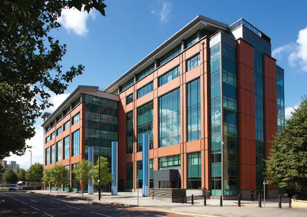 Double height reception and business lounge at Temple Circus